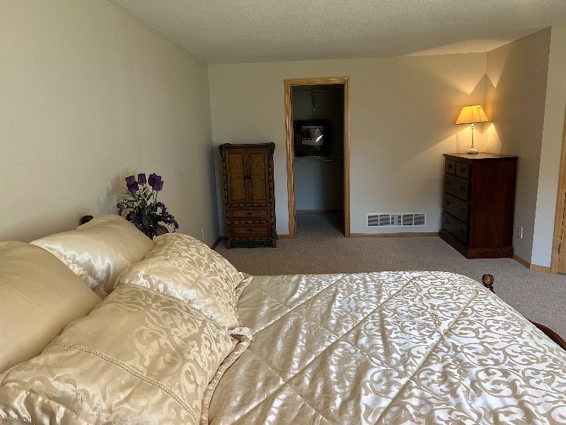 Furnished Finder property 581700_1 photo 13