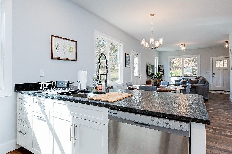 Furnished Finder property 581713_1 photo 7
