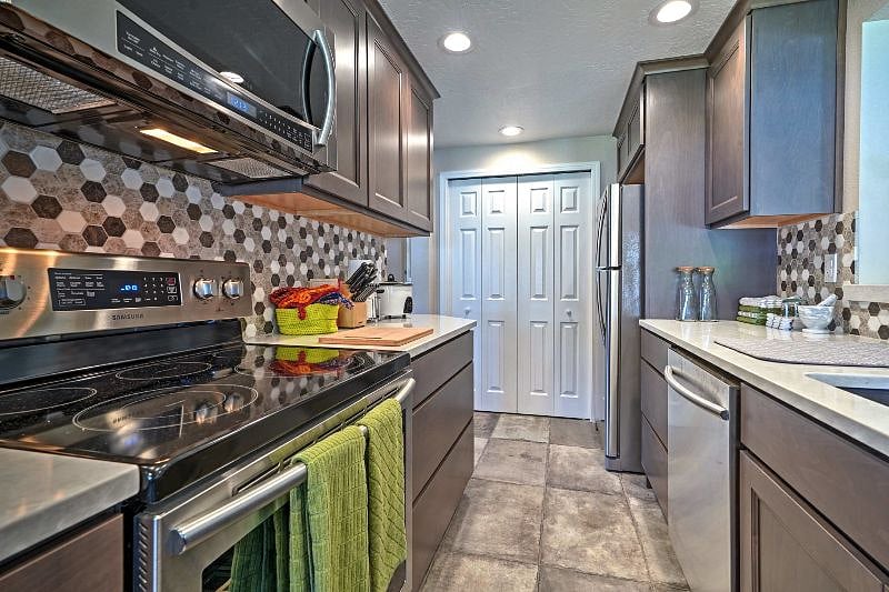 Furnished Finder property 581732_1 photo 10