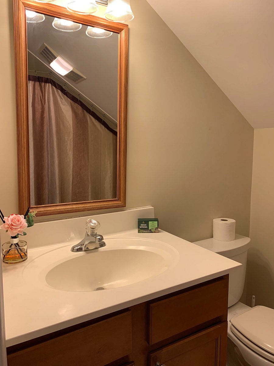Full bathroom