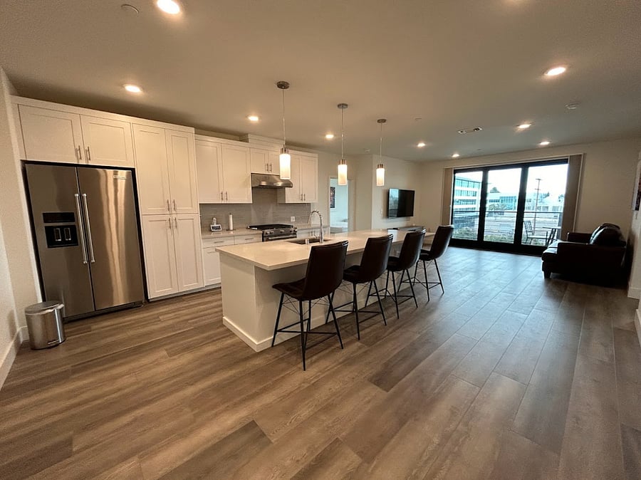 Furnished Finder property 581777_3 photo 1