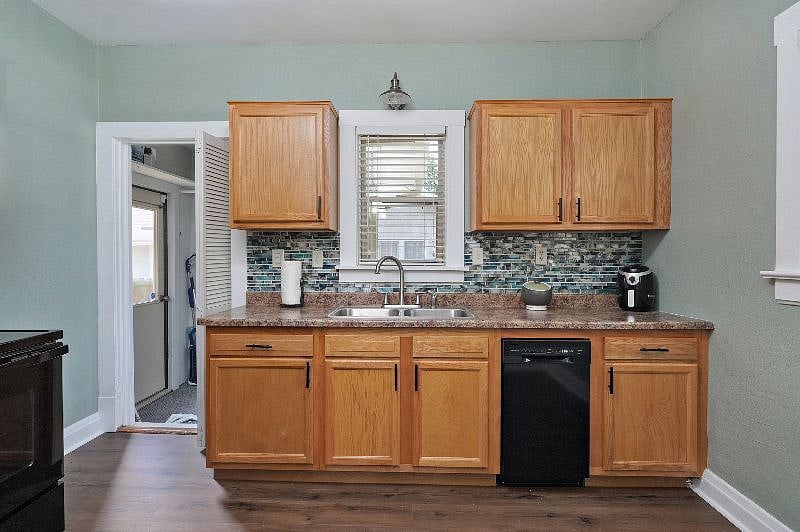 Furnished Finder property 581863_1 photo 11