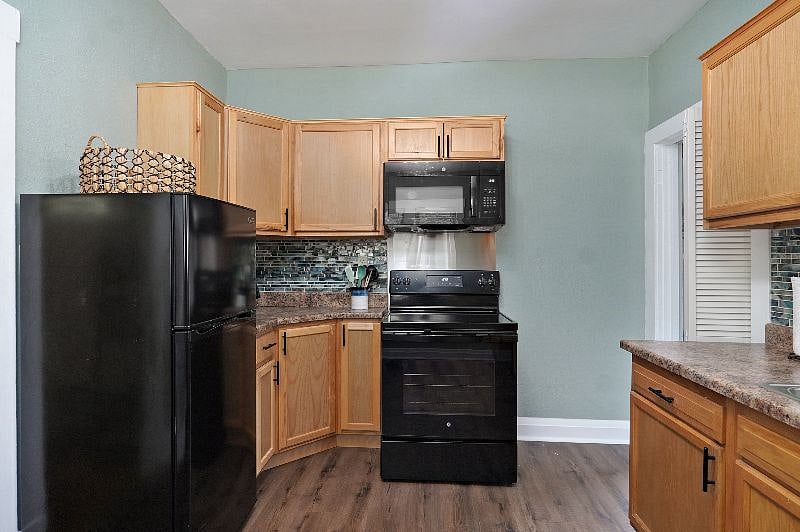 Furnished Finder property 581863_1 photo 12