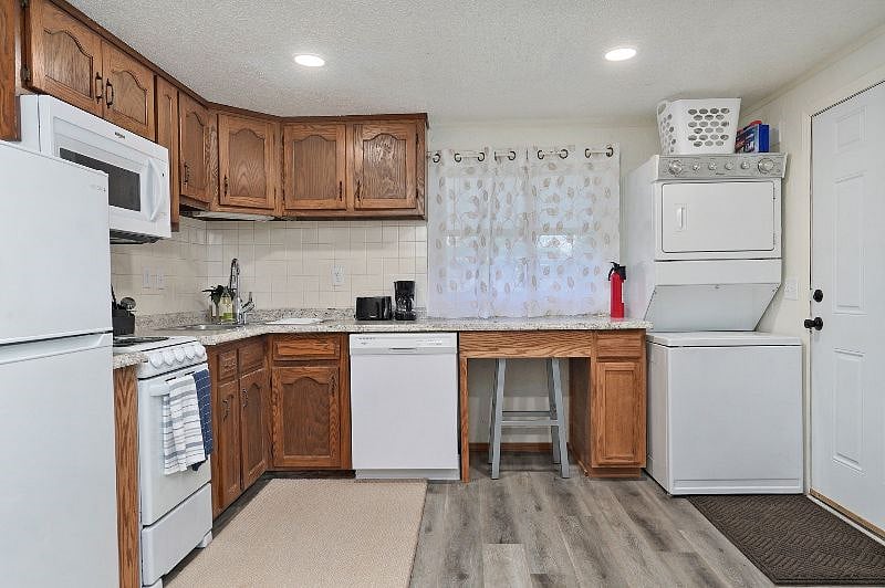 Furnished Finder property 581866_1 photo 5