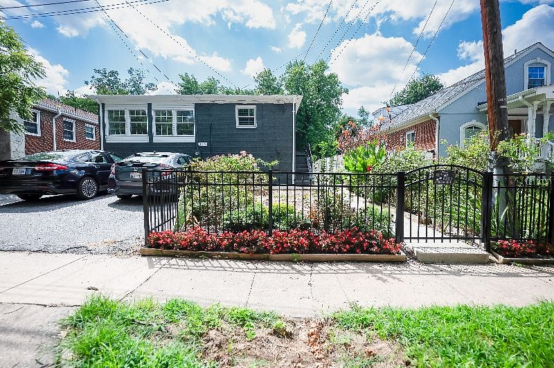 Furnished Finder property 581872_1 photo 6