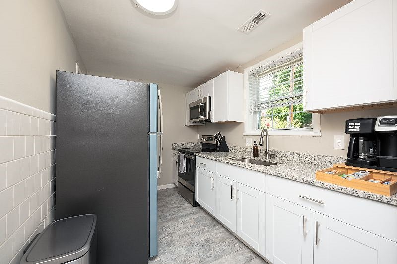Furnished Finder property 581872_1 photo 5