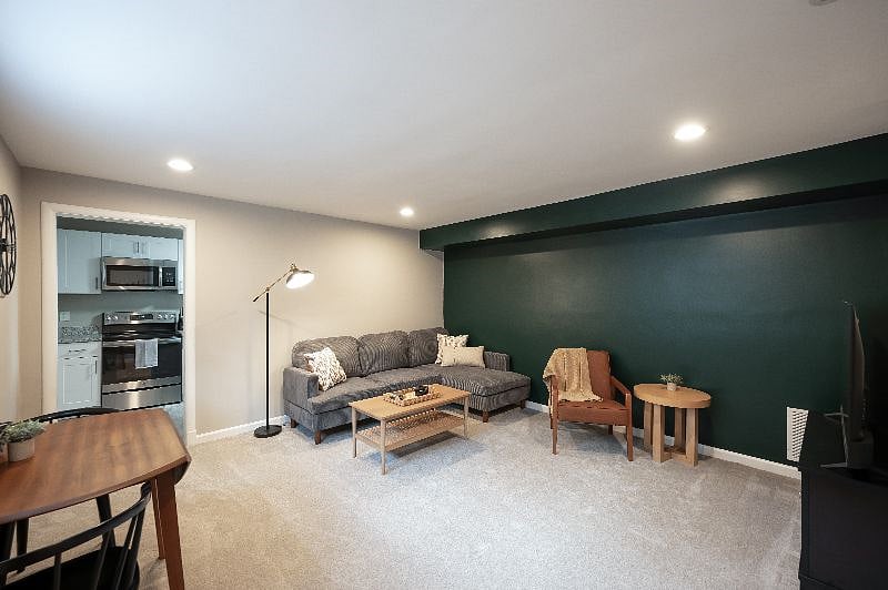 Furnished Finder property 581872_1 photo 11