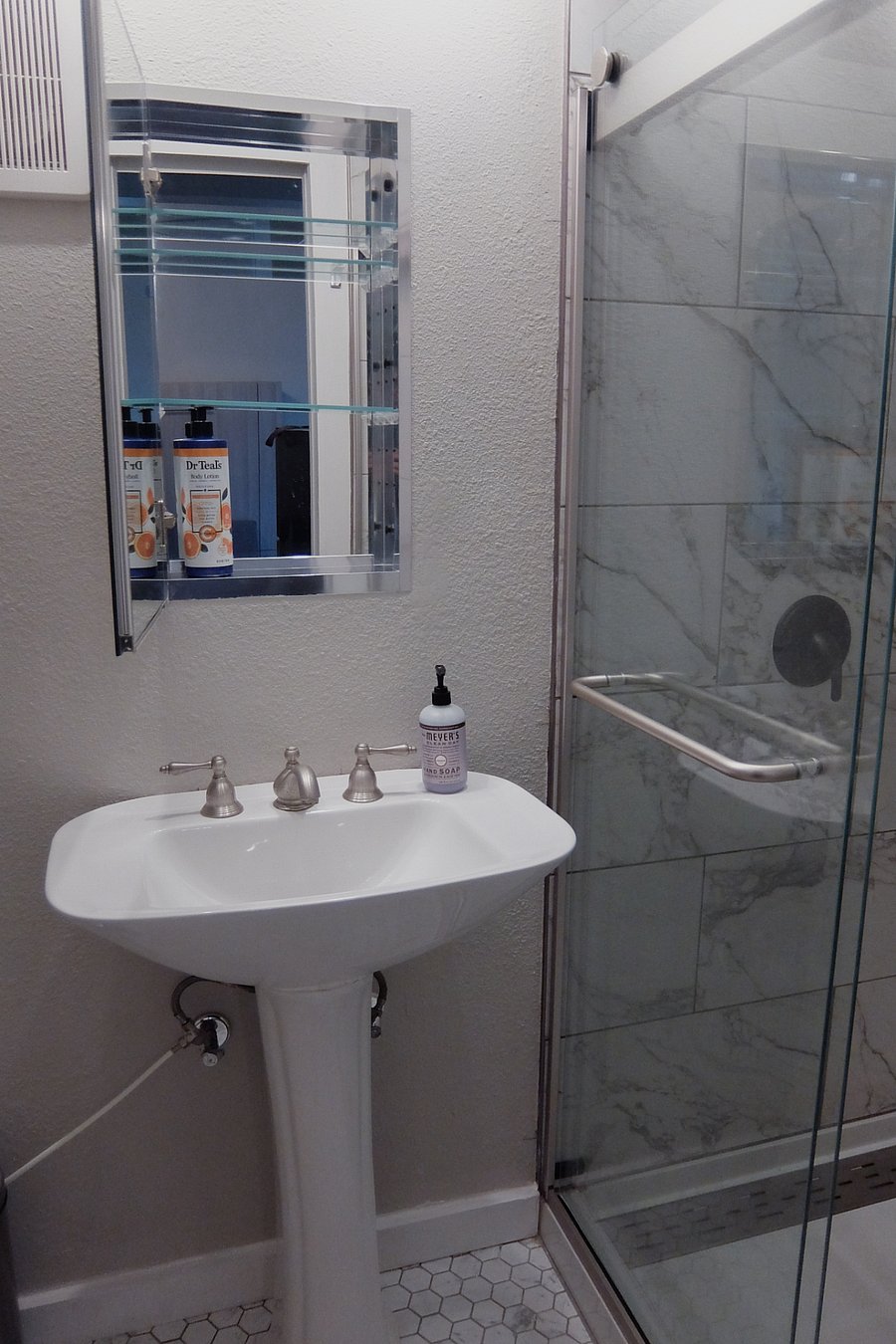 Furnished Finder property 581888_1 photo 19