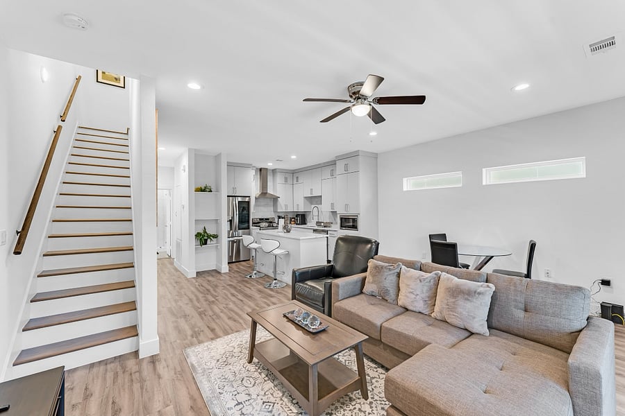 Furnished Finder property 581932_1 photo 1