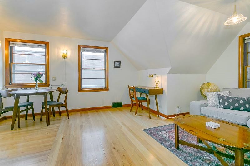 Furnished Finder property 581976_1 photo 3