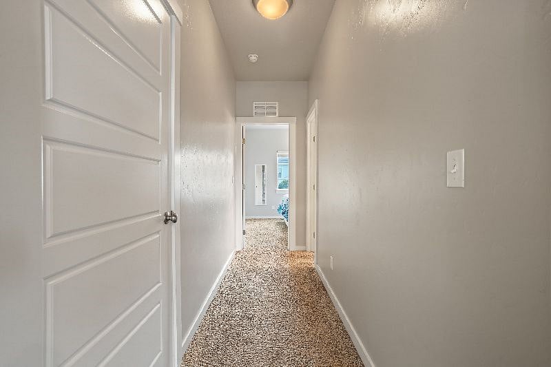 Furnished Finder property 581977_1 photo 16