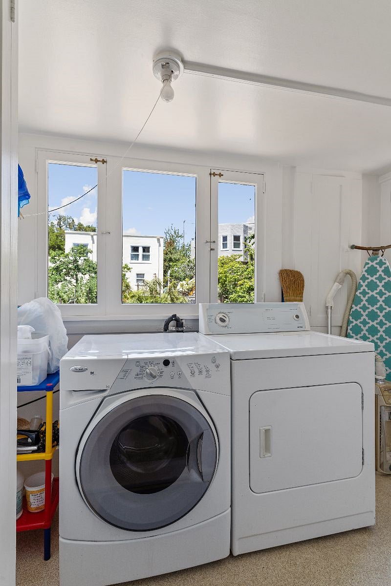 Laundry Room With Washer & Dryer