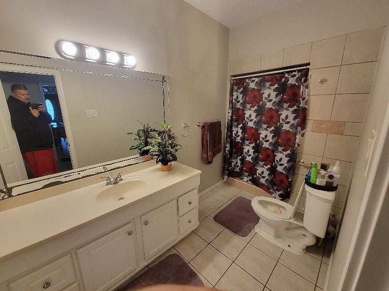 Furnished Finder property 582104_1 photo 3
