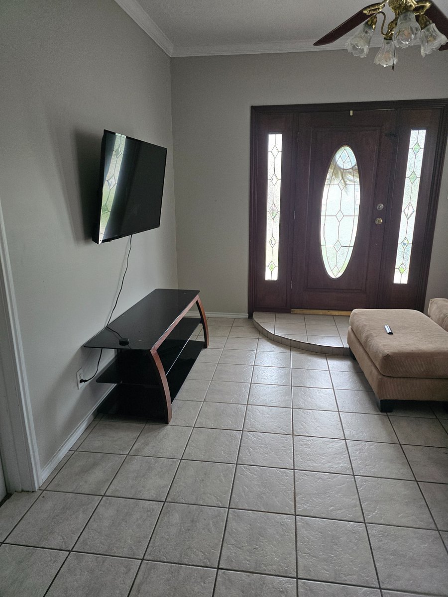 Furnished Finder property 582104_1 photo 7