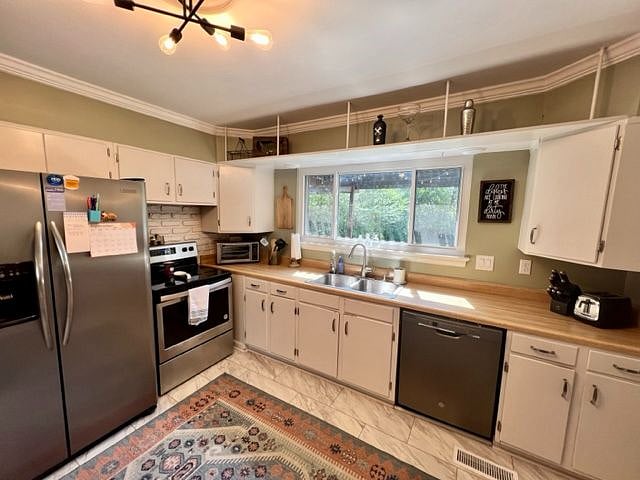 Furnished Finder property 582150_1 photo 9
