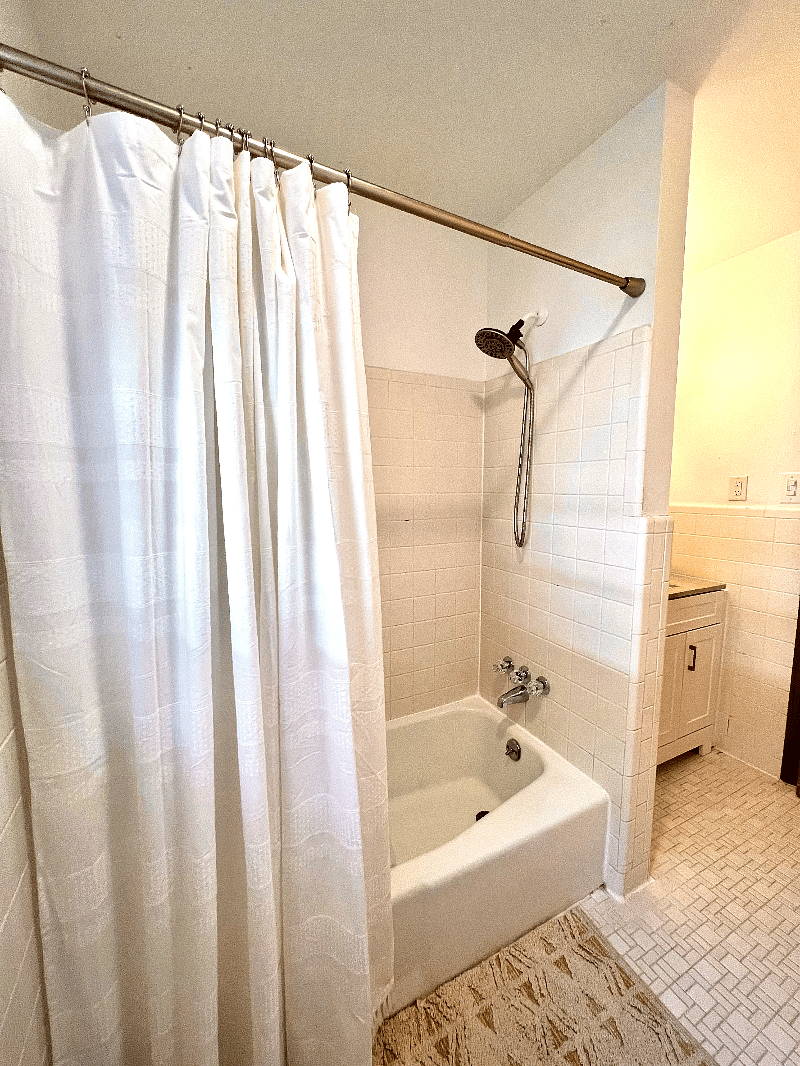 Furnished Finder property 582185_1 photo 13