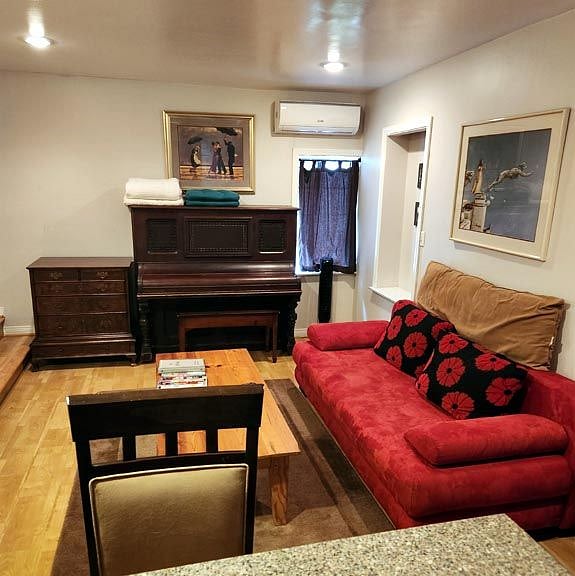 Furnished Finder property 582193_1 photo 6