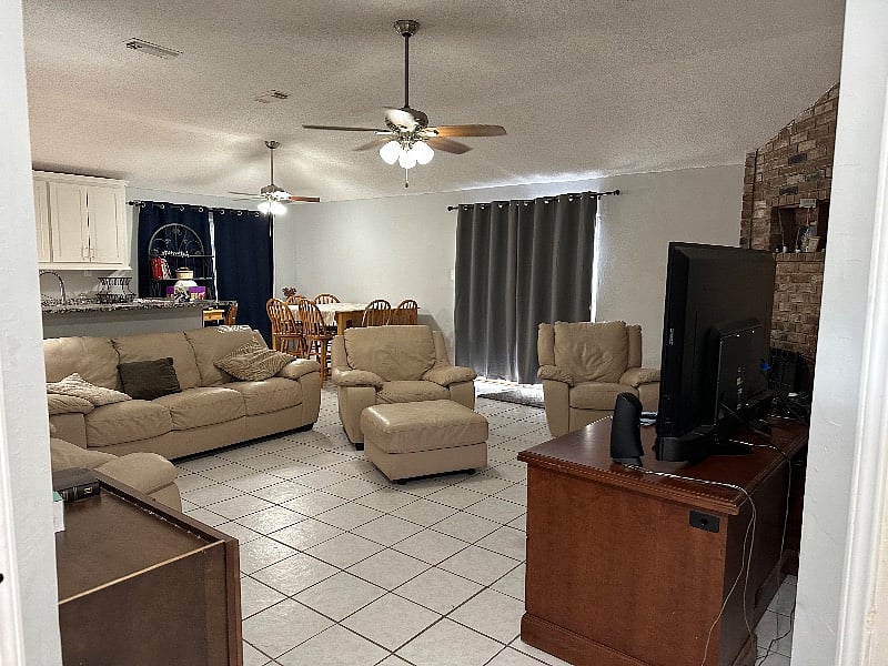 Living room. Upon entering the house.