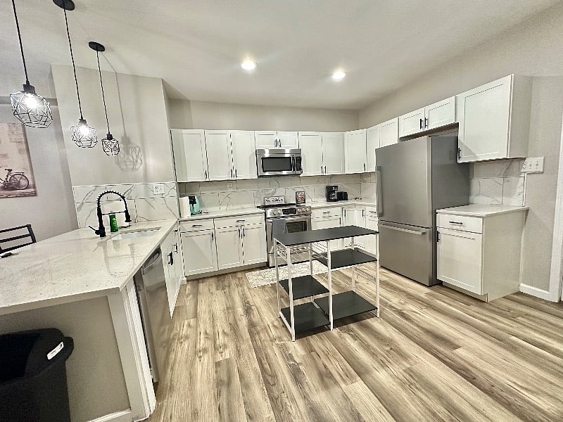 Furnished Finder property 582211_1 photo 8