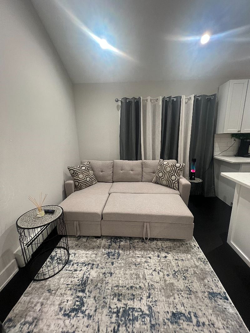 Furnished Finder property 582217_1 photo 3