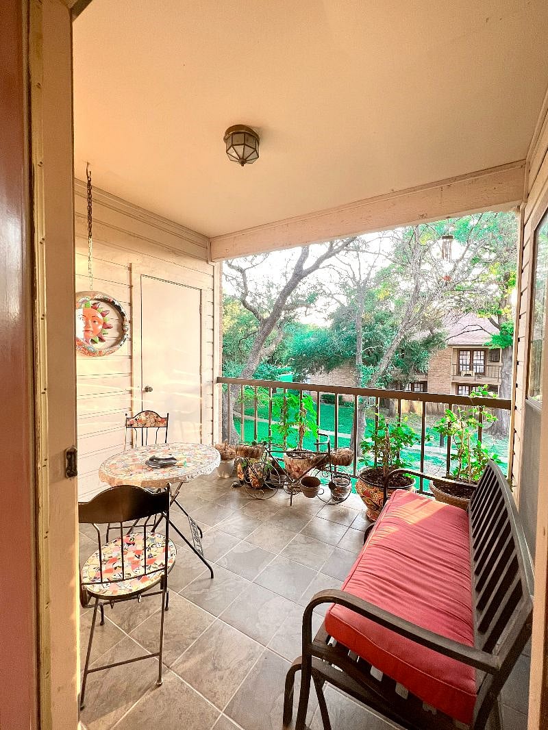 Furnished Finder property 582268_1 photo 3