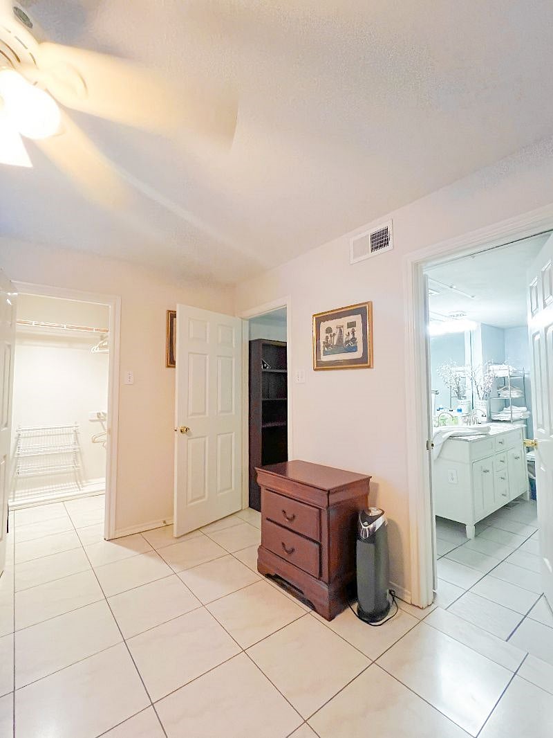 Furnished Finder property 582268_1 photo 16