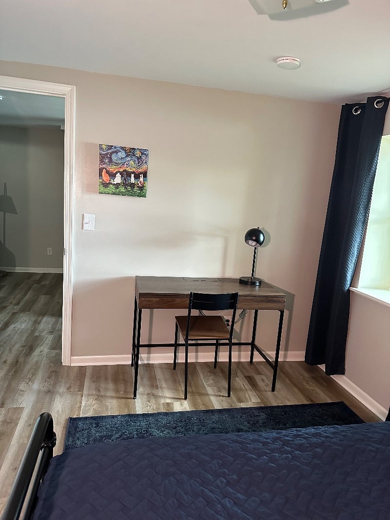 Furnished Finder property 582300_1 photo 18