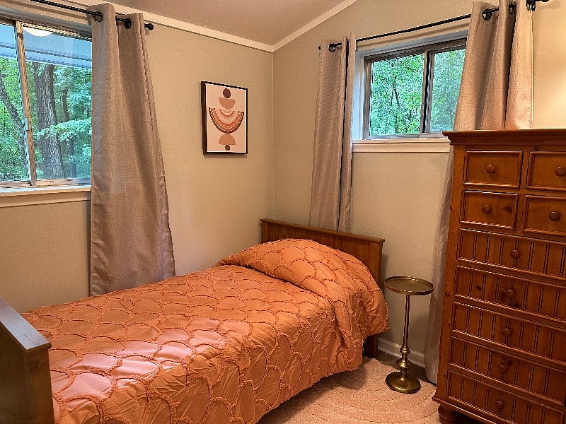 Furnished Finder property 582300_1 photo 10