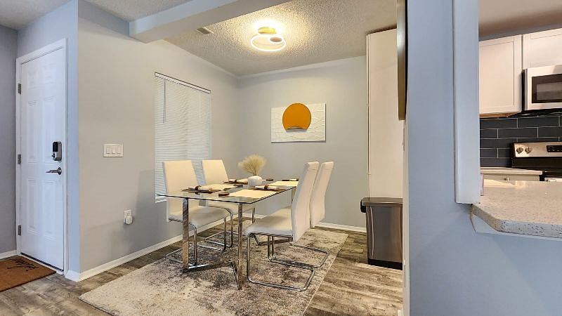 Furnished Finder property 582302_1 photo 12