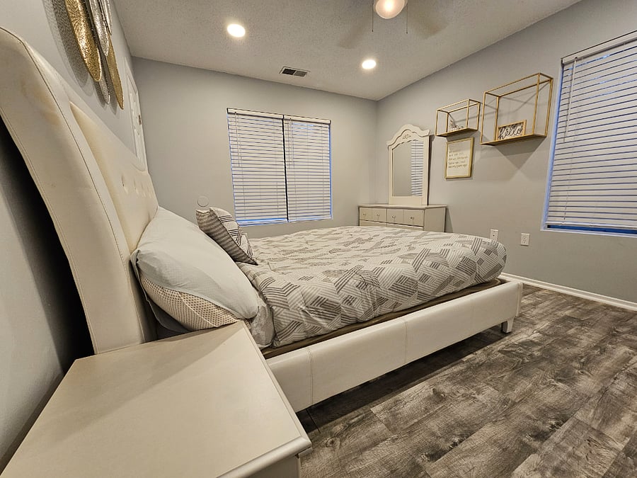 Furnished Finder property 582302_1 photo 24