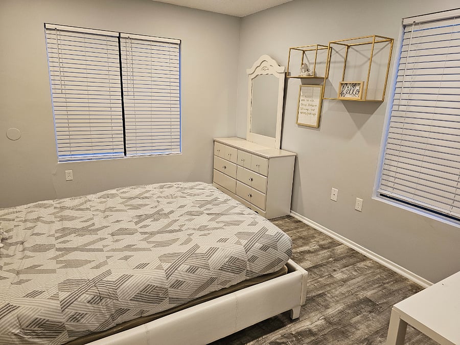 Furnished Finder property 582302_1 photo 25