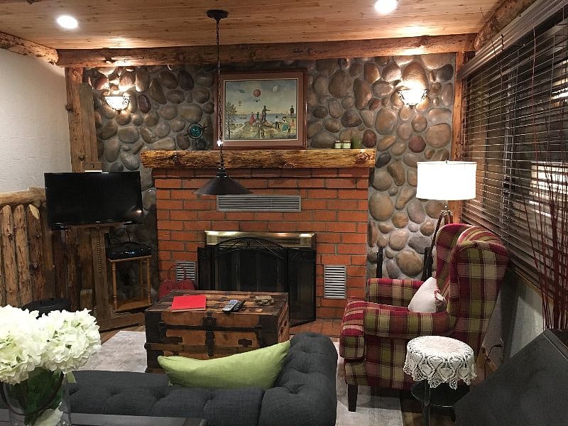 Living room full viw