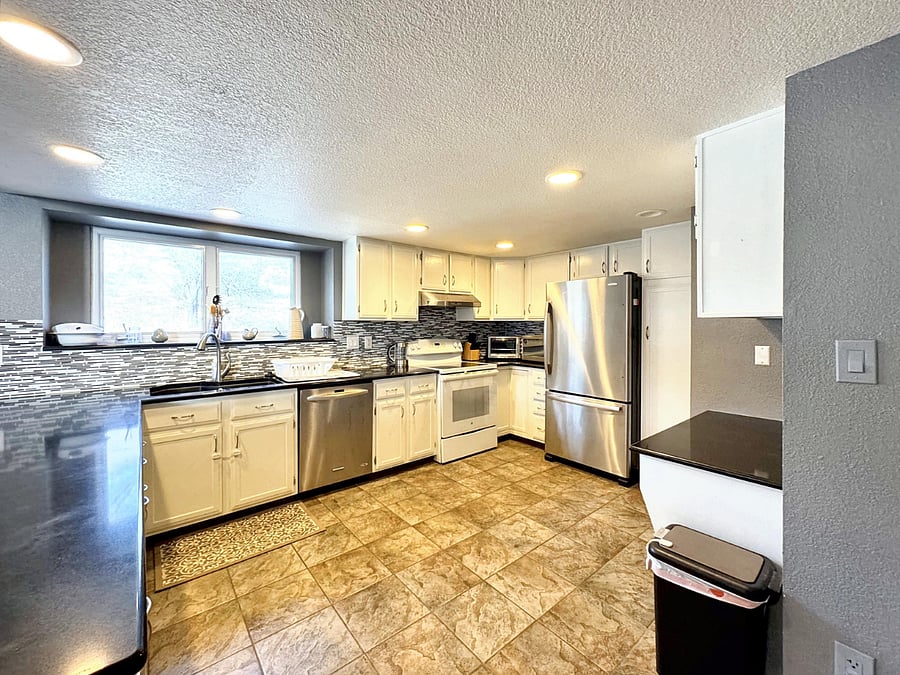 Furnished Finder property 582321_1 photo 7