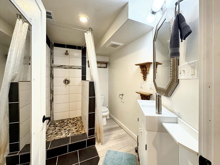 Furnished Finder property 582321_1 photo 21