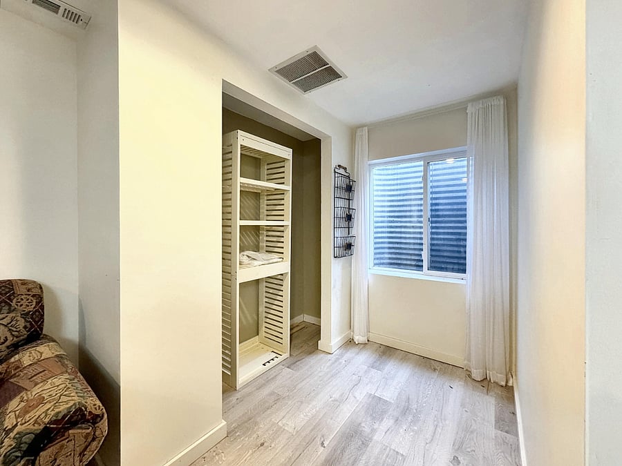 Furnished Finder property 582321_1 photo 23