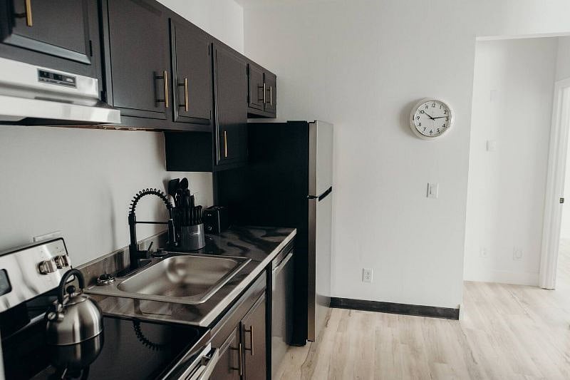Furnished Finder property 582325_1 photo 2
