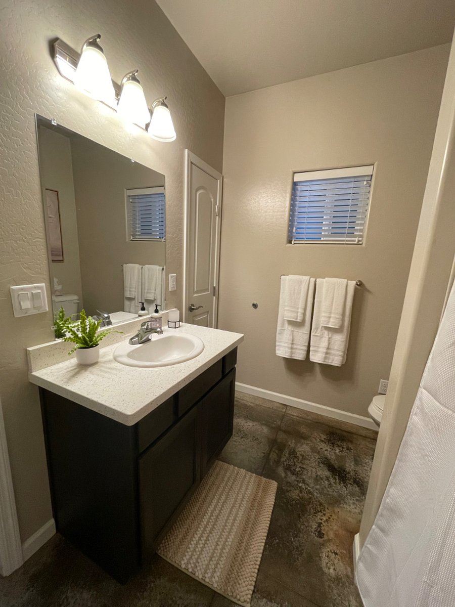 Furnished Finder property 582342_1 photo 13