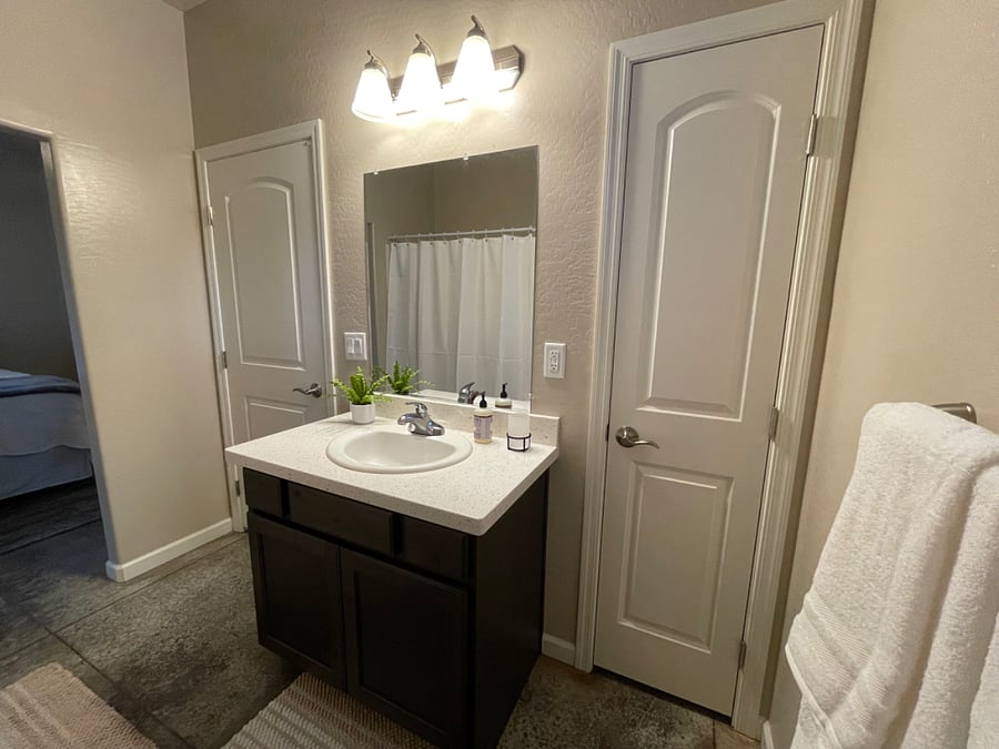 Furnished Finder property 582342_1 photo 11
