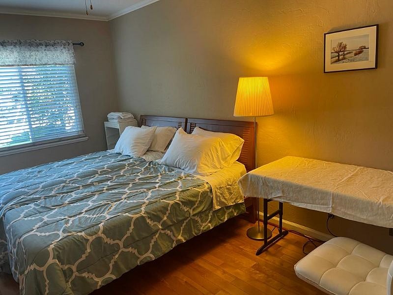 Furnished Finder property 582403_1 photo 21