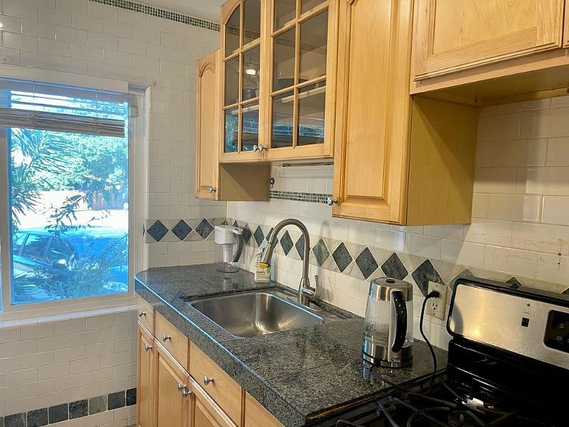 Furnished Finder property 582403_1 photo 23