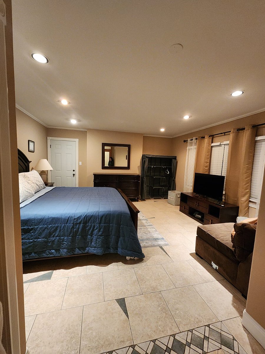 Furnished Finder property 582403_1 photo 7