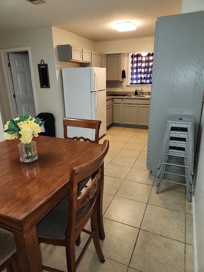 Furnished Finder property 582447_1 photo 6