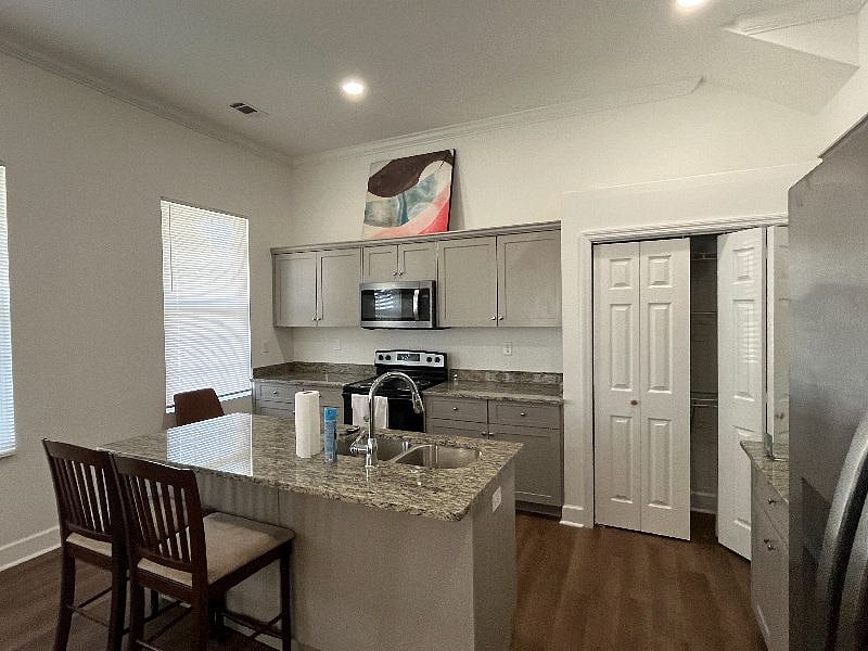 Furnished Finder property 582449_1 photo 11