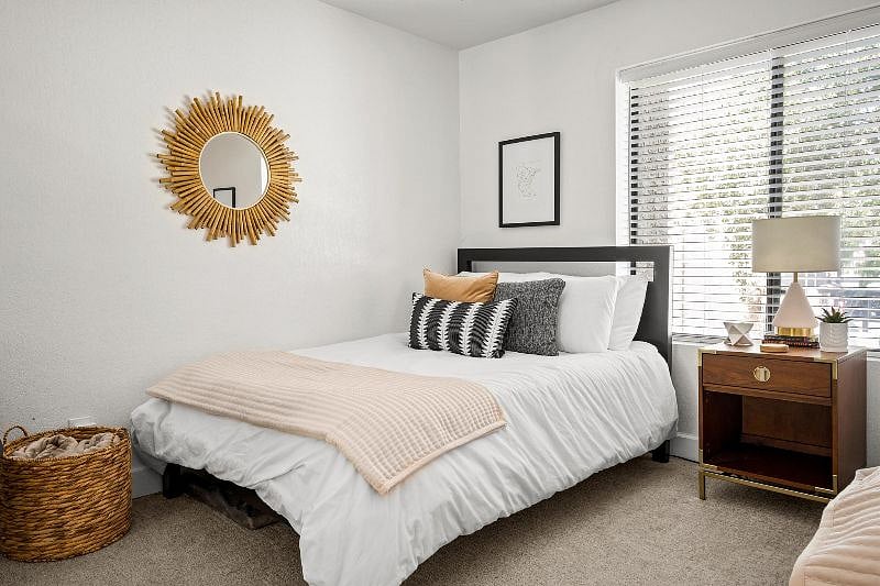 Furnished Finder property 582464_1 photo 22