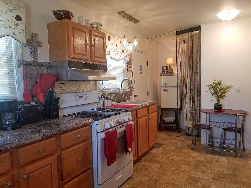 Furnished Finder property 582515_1 photo 5