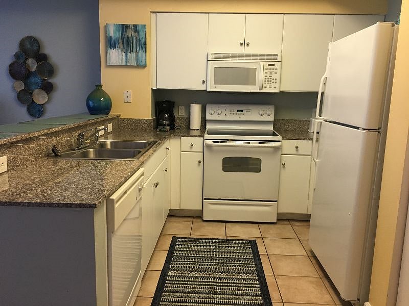 Furnished Finder property 582540_2 photo 8