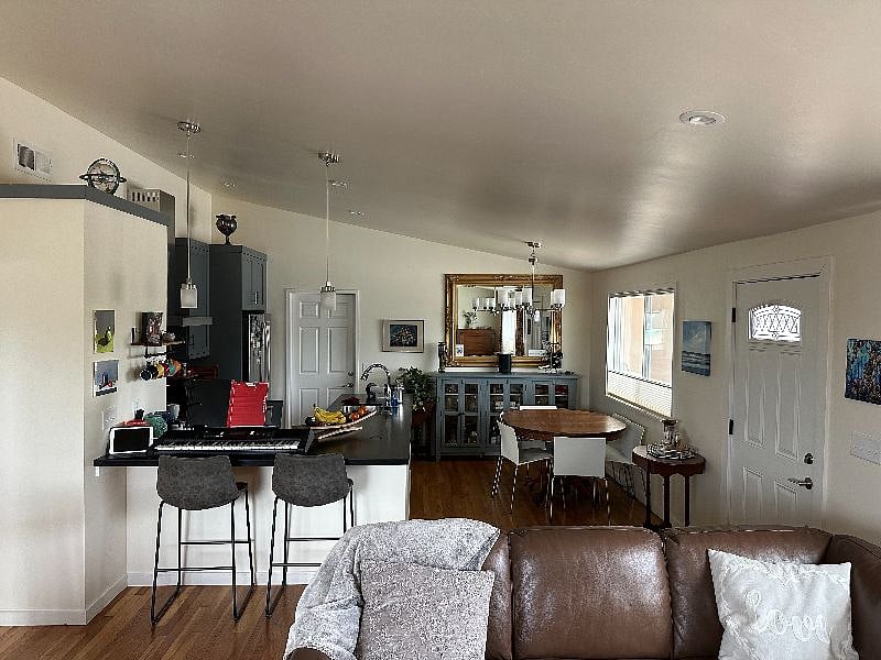 Furnished Finder property 582548_1 photo 3