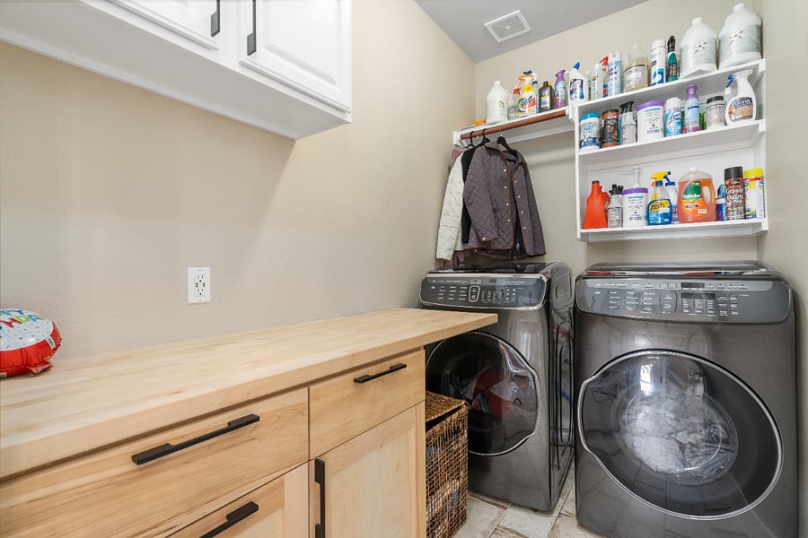 Furnished Finder property 582554_1 photo 25