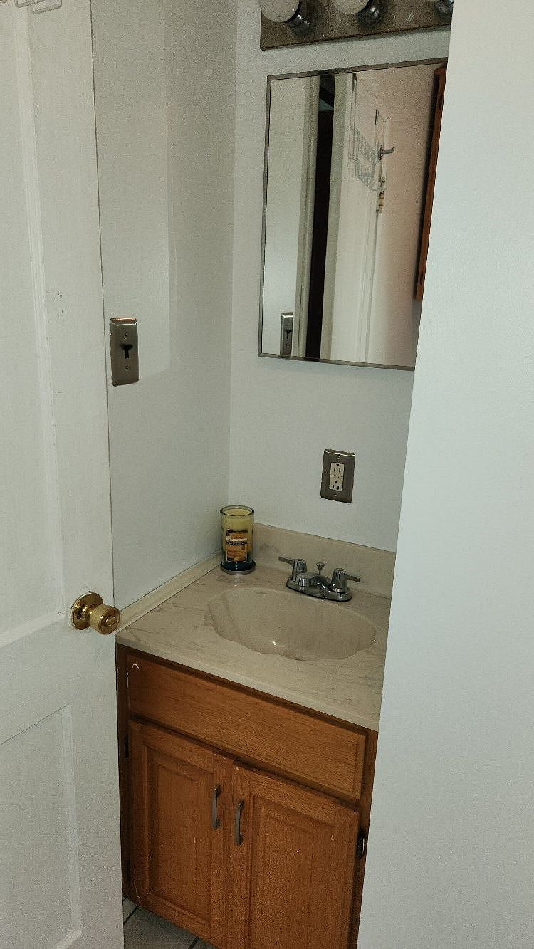 Furnished Finder property 582620_1 photo 12