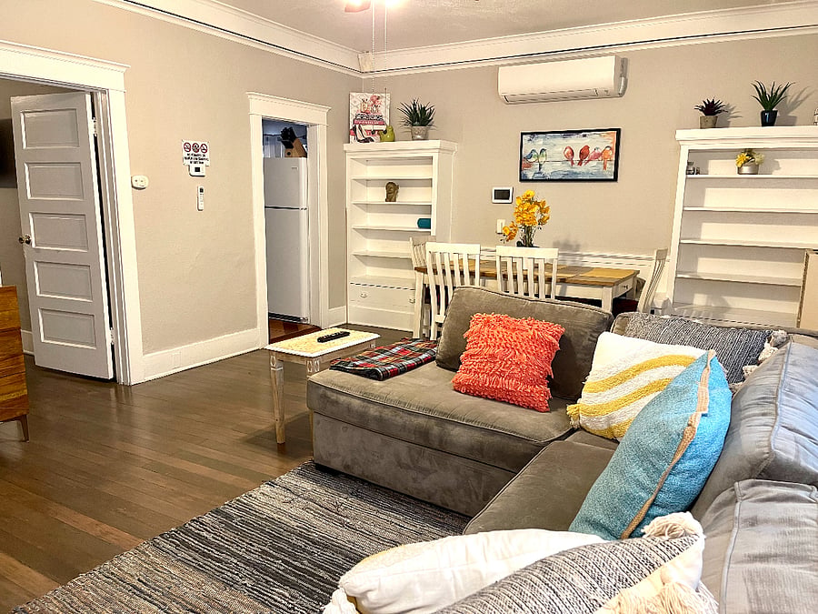 1217 Living room